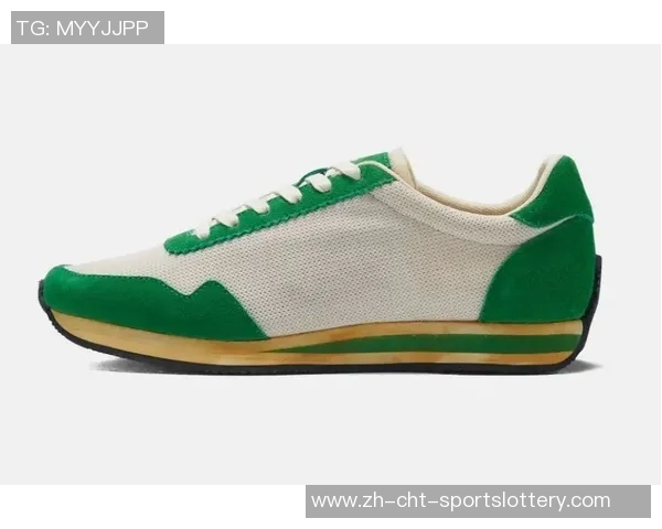 前锋选择足球鞋的关键要素与推荐款式解析 前锋选择足球鞋的关键要素与推荐款式解析