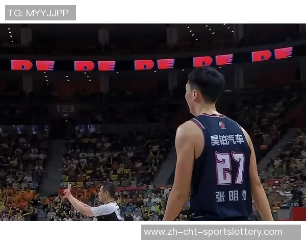 杜锋调整战术启用奇兵广东队G3失利后遭遇双重打击